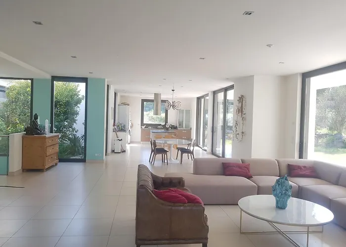 Villa D'architecte 350m Carres Bord De Foret 10mn Des Plages